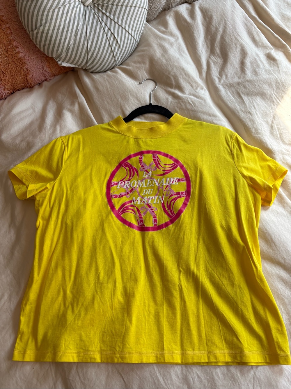 Hermès Yellow 100% Cotton Graphic Tee with Pink Print